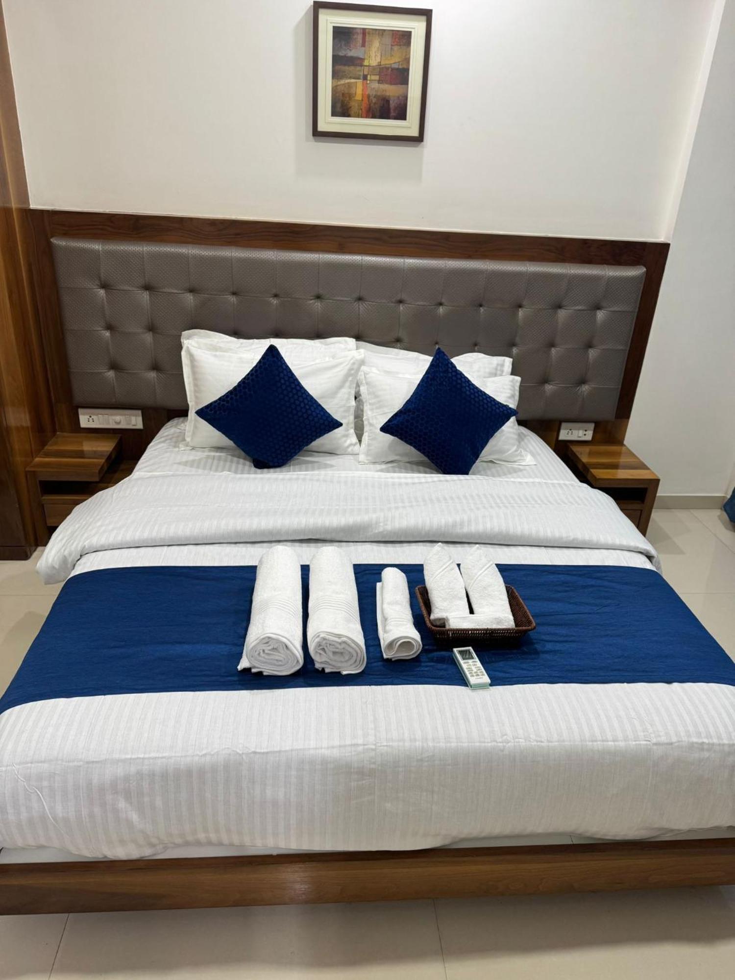 Luna Spaces- Near Mumbai International Airport Exteriör bild