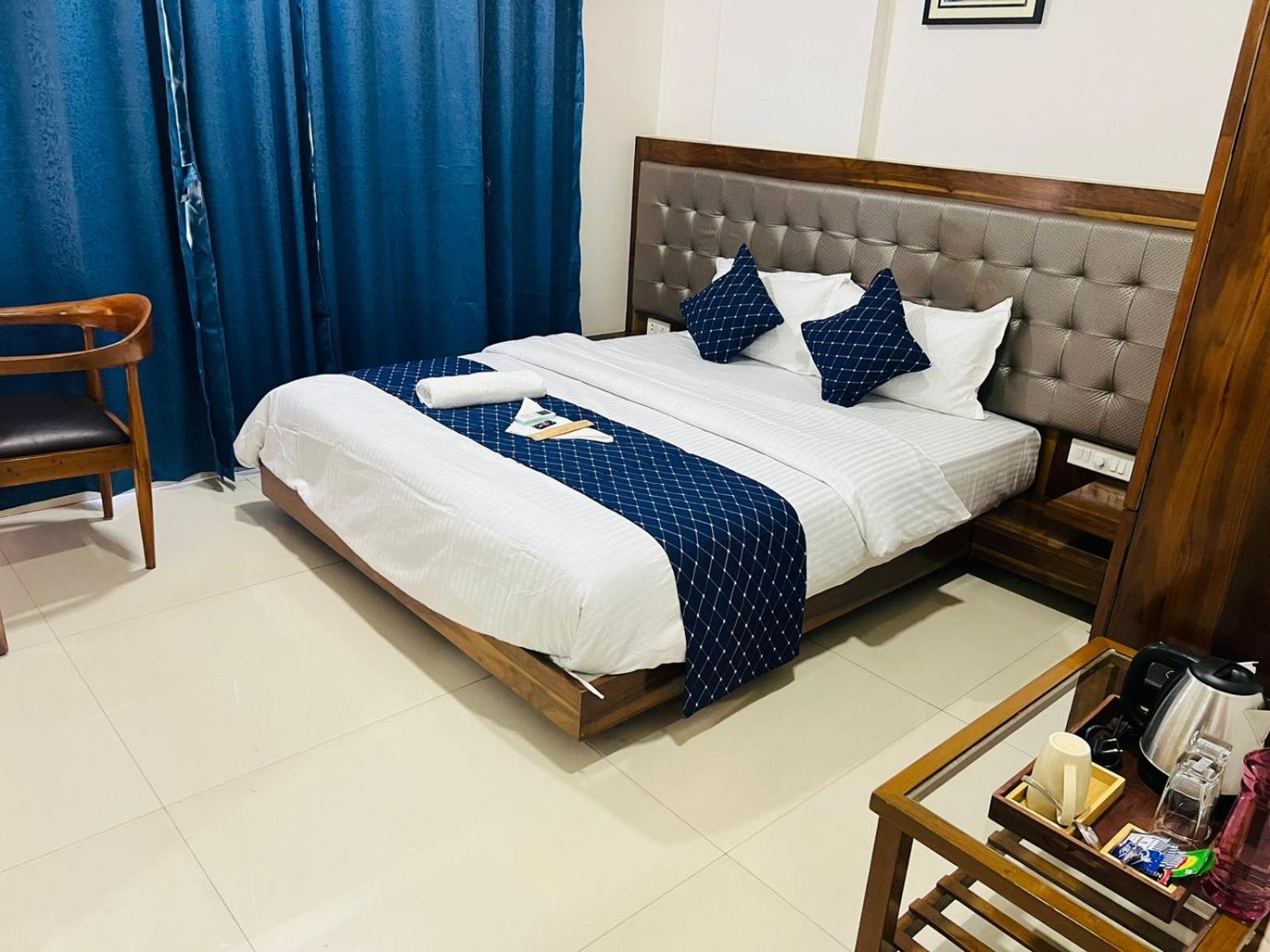 Luna Spaces- Near Mumbai International Airport Exteriör bild